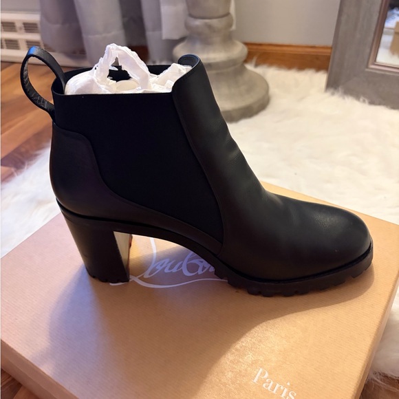 Christian Louboutin 70mm Marchacroche Leather Chelsea Booties - Picture 14 of 16